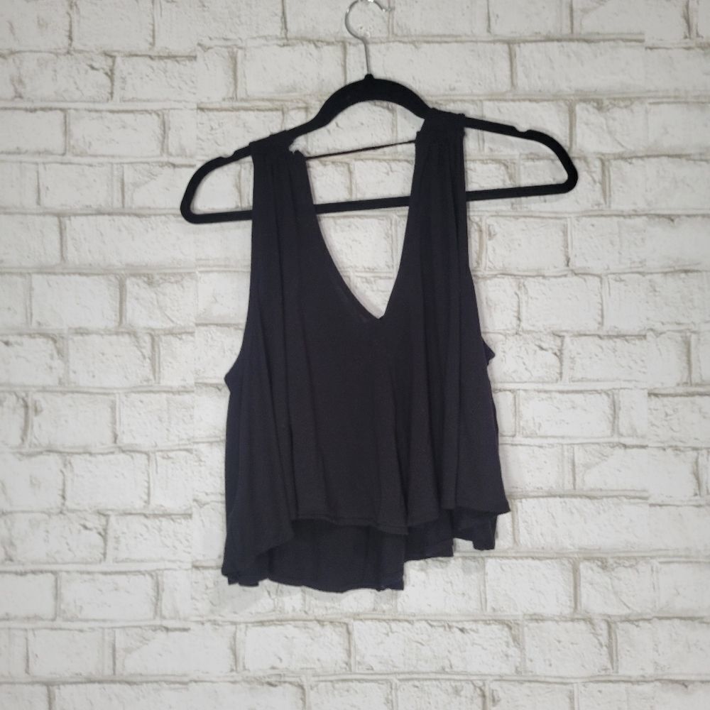 Kimchi Blue from Urban Outfitters crop flowy tank - Picture 13 of 14